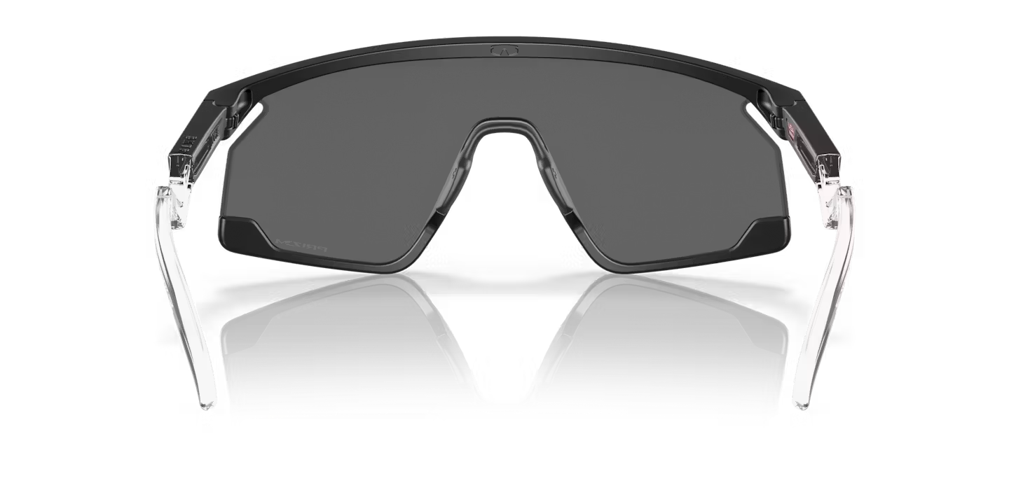 OAKLEY