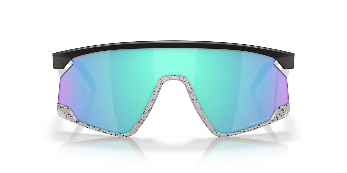 OAKLEY