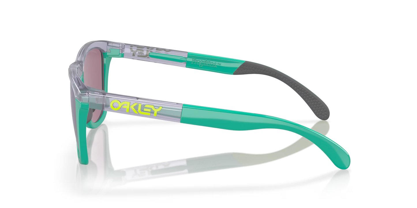 OAKLEY