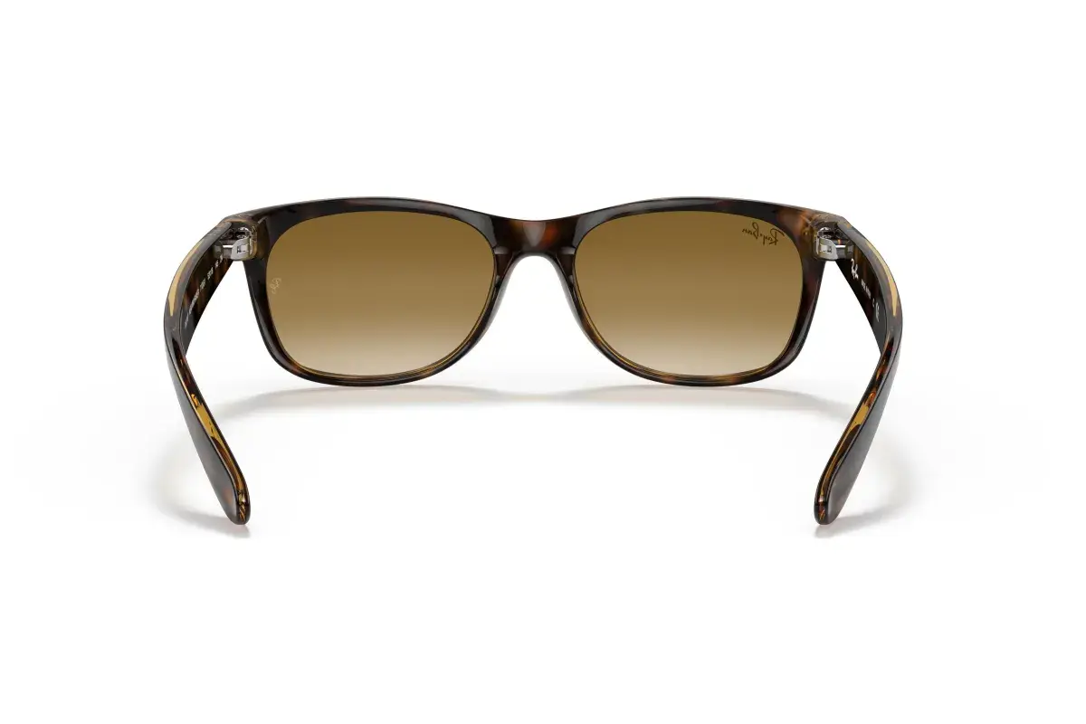 Ray-Ban
